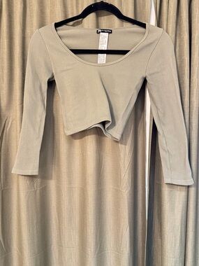 Ribbed Scoop Neck Cropped Top - Neutral Green